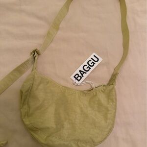 Baggu Small Crescent in Butter
